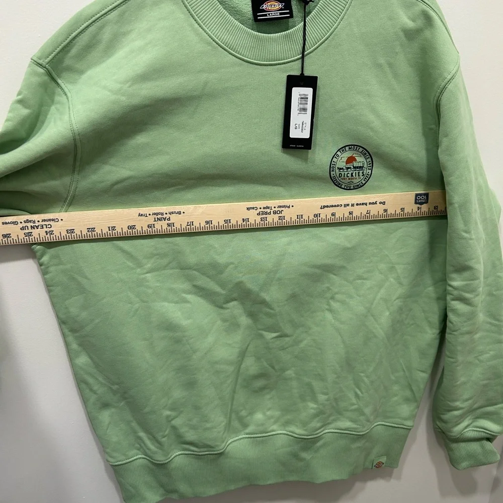 Dickies Sweatshirt Men’s Large Green NWT Logo Oversized Pullover Crewneck Cotton